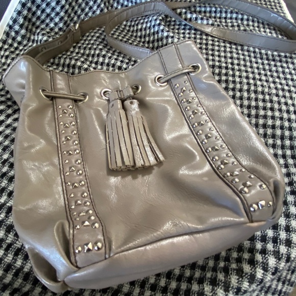 Nine West grey purse with tassels - Picture 1 of 15
